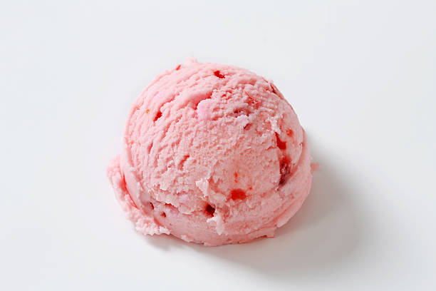 istock Scoop of strawberry ice cream isolated on white 175000914