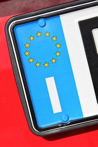 country identifier of EU car registration plate: Italy