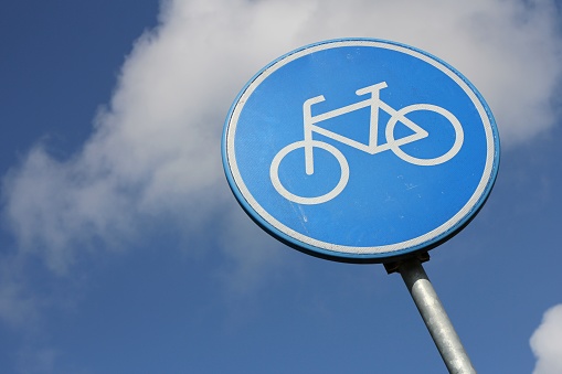 Dutch road sign: route for pedal cycles only