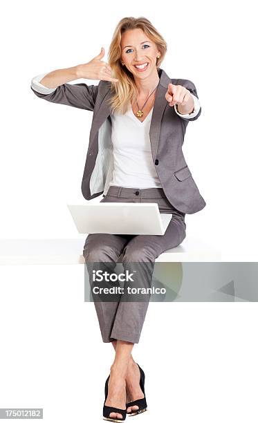 Biznes Kobieta - zdjęcia stockowe i więcej obrazów Bandaż - Bandaż, Biznes, Biznes finanse i przemysł