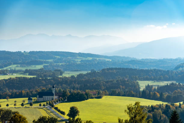 Walfahrtskirche Wilparting im bayerischen Voralpenland. Irschenberg