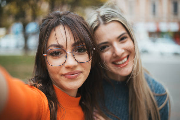 istock We're taking selfies with all the sights 1750509583
