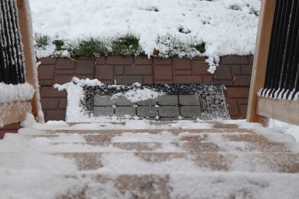 istock 1st Snowfall of the Season 1750865804