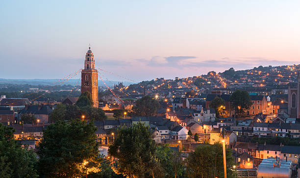 st anne's church, shandon, cork - republic of ireland corcaigh night photography zdjęcia i obrazy z banku zdjęć