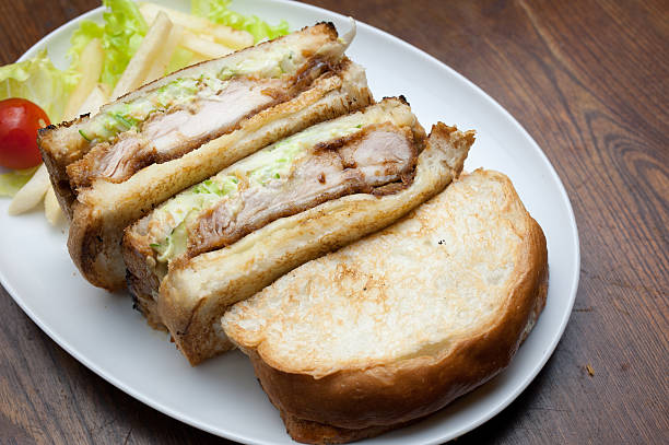 istock Japanese Cuisine Chicken sandwich 175128687