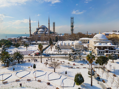 Blue Mosque (Sultanahmet Cami) and Sultanahmet Square in the Winter Season Photo, Eminonu Fatih, Istanbul Turkey (Turkiye)