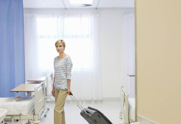 istock Patient leaving hospital room 175139307