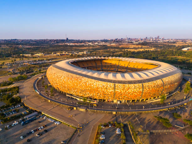 fnb-stadion in johannesburg - soccer city stock-fotos und bilder