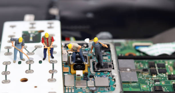 istock Miniatures to repair cell phone boards. 1751607304