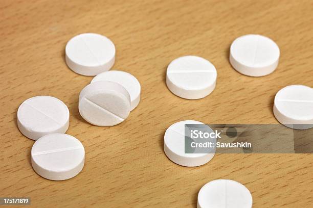 Foto de Tablets e mais fotos de stock de Antibiotico - Antibiotico, Branco, Comprimido