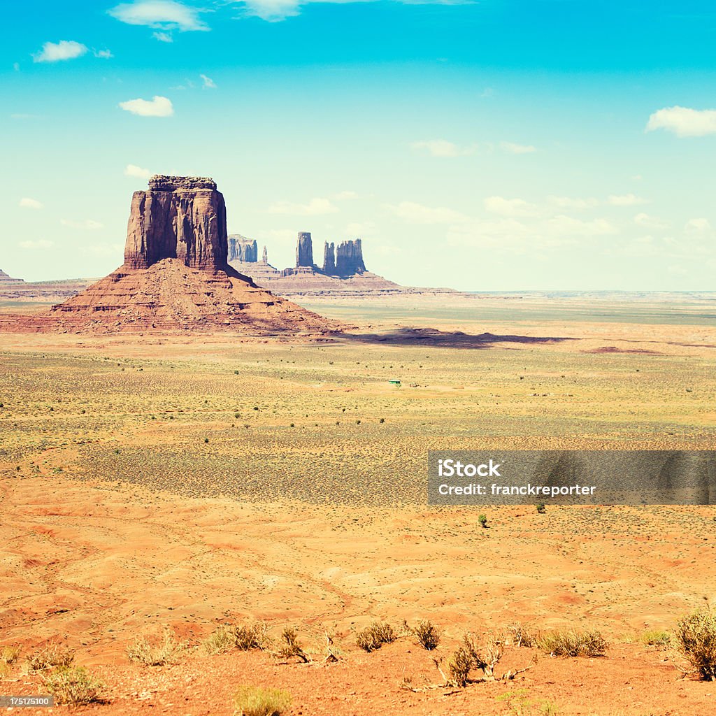 tribal de Monument Valley panorama del parque nacional de navajo - Foto de stock de Aire libre libre de derechos