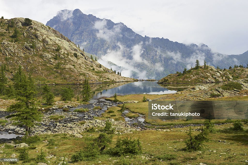 Lago alpino - Foto de stock de Alpes Graios royalty-free