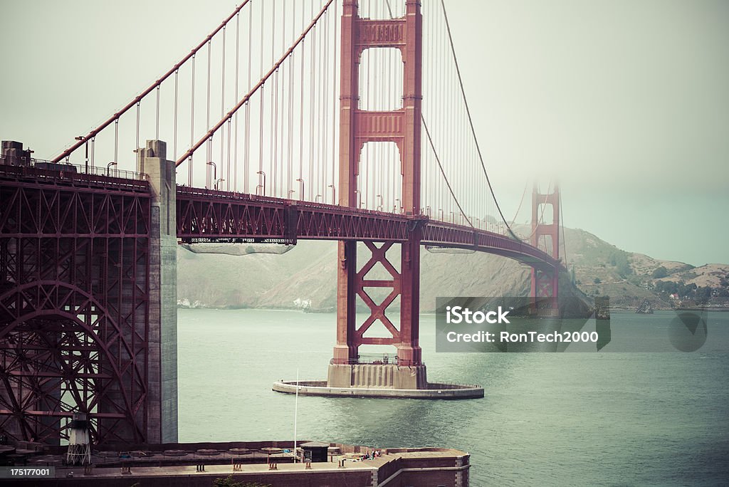Golden Gate Bridge von San Francisco - Lizenzfrei Bedeckter Himmel Stock-Foto