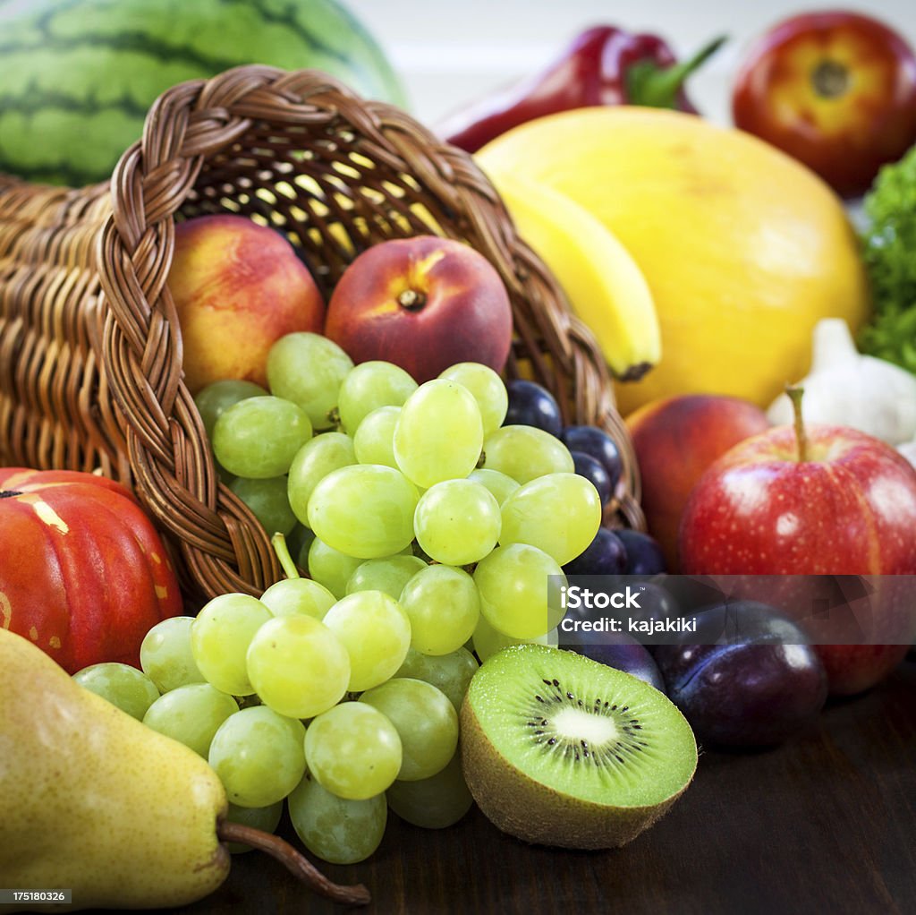 Owoce i warzywa - Zbiór zdjęć royalty-free (Arbuz)