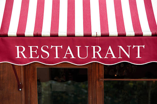 Restaurante em Paris - fotografia de stock