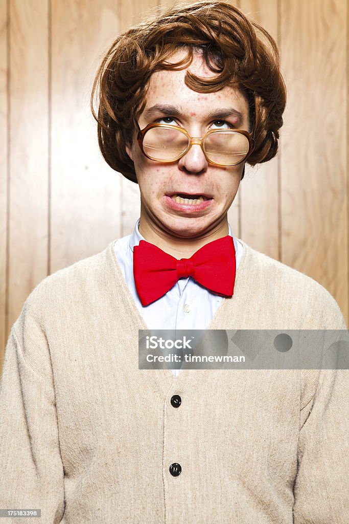 Frikis College Student con Gafas grandes - Foto de stock de 1960-1969 libre de derechos