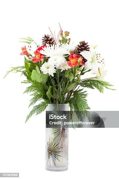 Ramo De Flores De Férias - Fotografias de stock e mais imagens de Arranjo de flores - Arranjo de flores, Beleza, Beleza natural