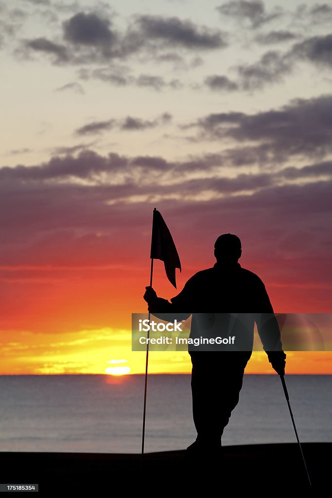 Golfista sylwetka - Zbiór zdjęć royalty-free (Aktywni seniorzy)