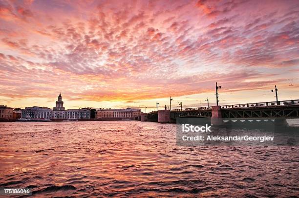 Sunrise View Of Palace Bridge St Petersburg Russia Stock Photo - Download Image Now