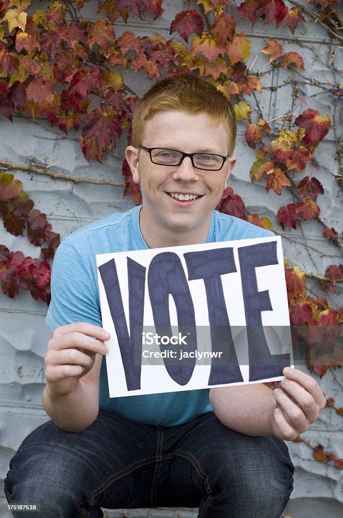 반드시 투표하다 메트로폴리스 teen - 로열티 프리 개념 스톡 사진