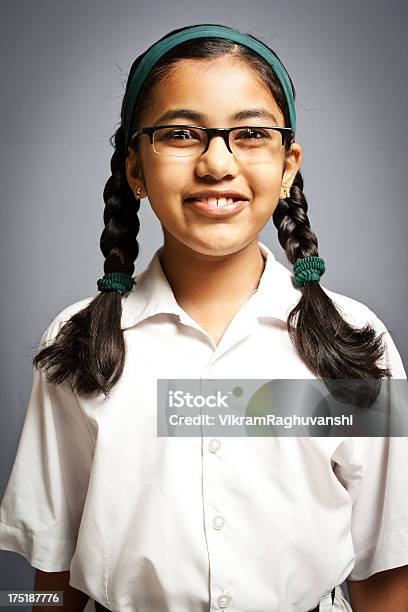 활기참 인도어 여자아이 학생 소녀에 대한 스톡 사진 및 기타 이미지 - 소녀, 제복, 학생