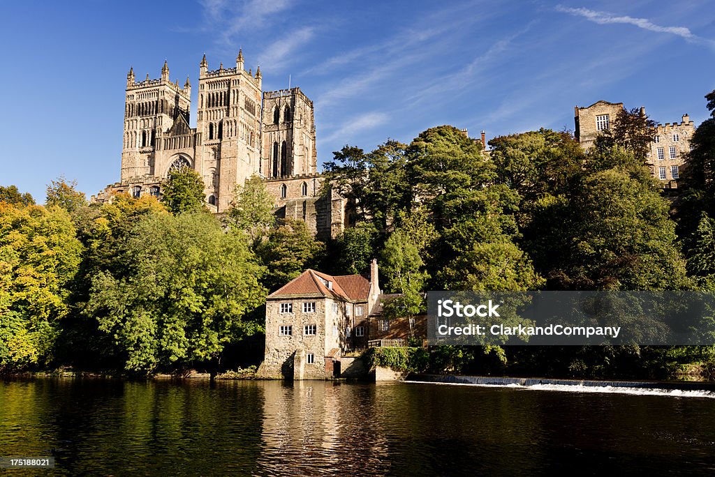 Durham Cathedral and the River Wear Autumn Light Autumnal shot of Durham Cathedral with the River Wear in the foreground. County Durham - England Stock Photo