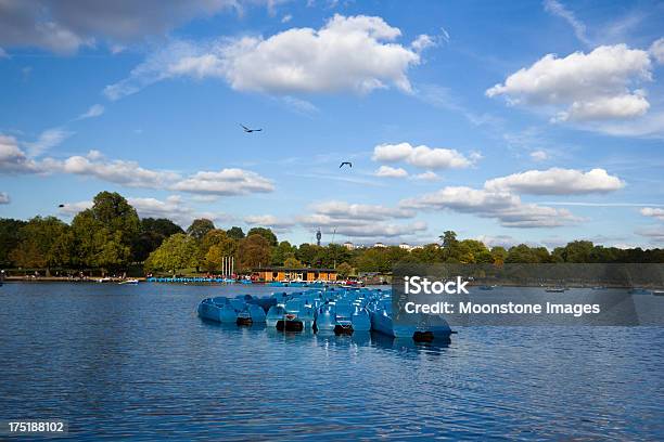 Hyde Park Londres Inglaterra - Fotografias de stock e mais imagens de Ao Ar Livre - Ao Ar Livre, Atividade, Atividade Recreativa