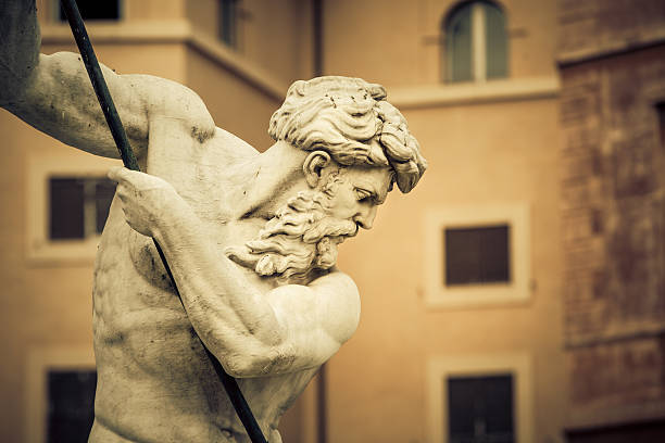 poseidon-statue am piazza navona in rom - rome neptune piazza navona copy space stock-fotos und bilder