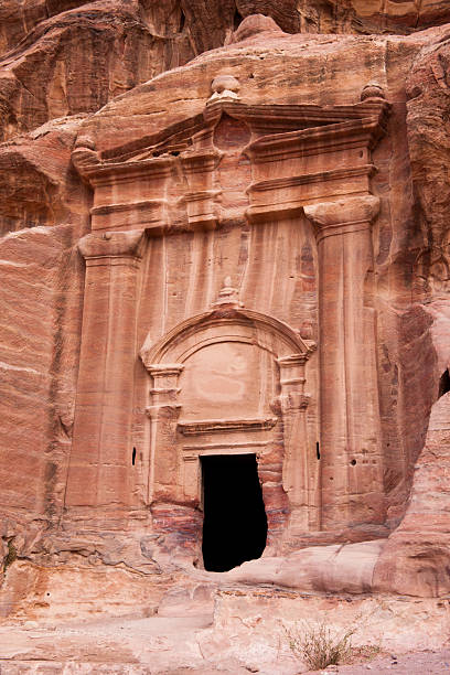 istock Tomb at Petra in Jordan 175188809
