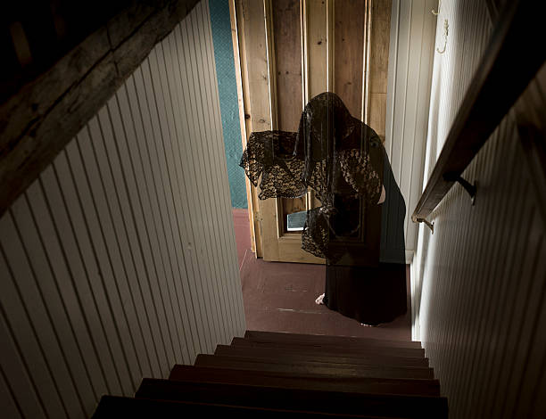 istock Ghost Woman with Meat Cleaver. 175189136