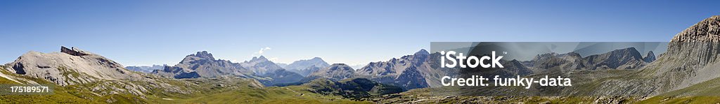 Dolomity górach panorama Pejzaż - Zbiór zdjęć royalty-free (Górna Adyga)
