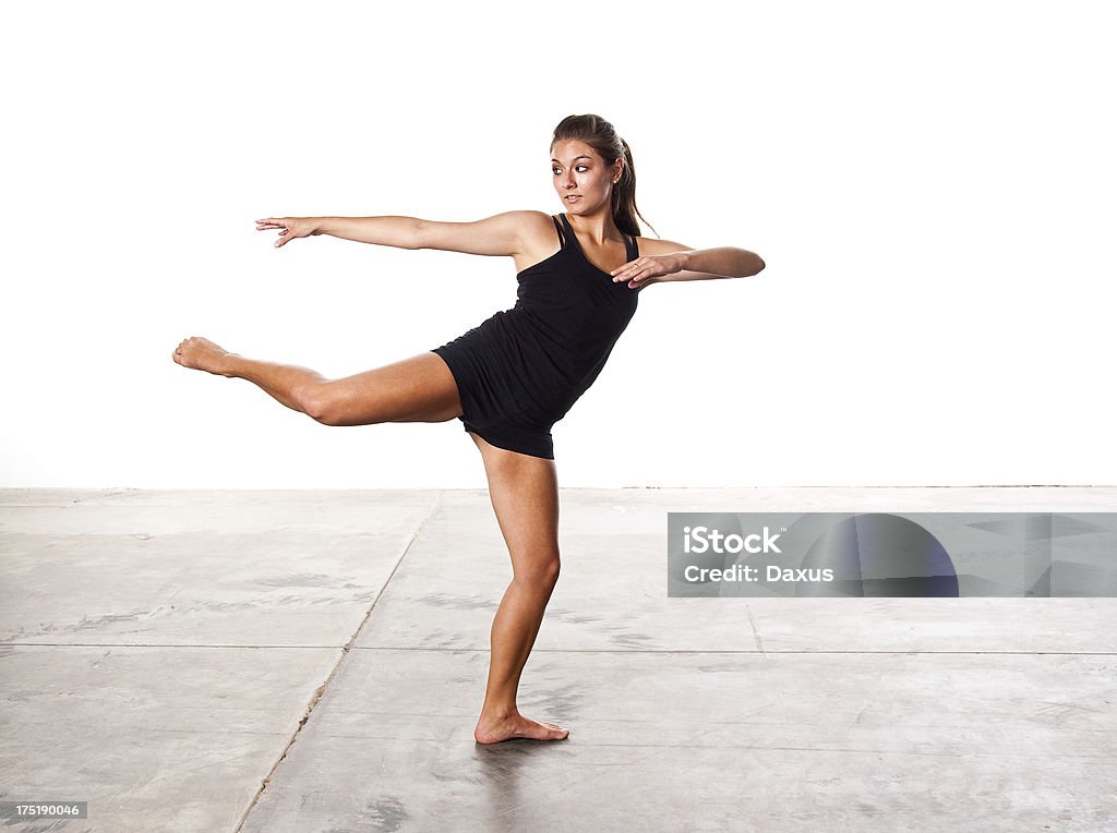 Menina adolescente dançando - Foto de stock de Calção royalty-free