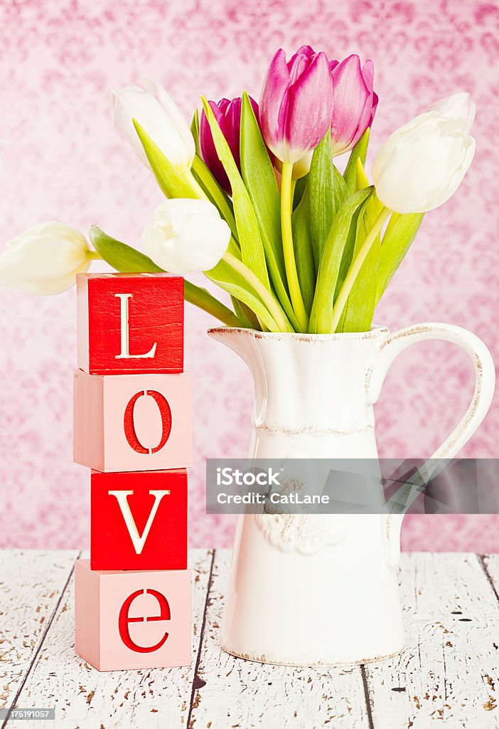 Fiori di giorno di San Valentino - Foto stock royalty-free di Amore