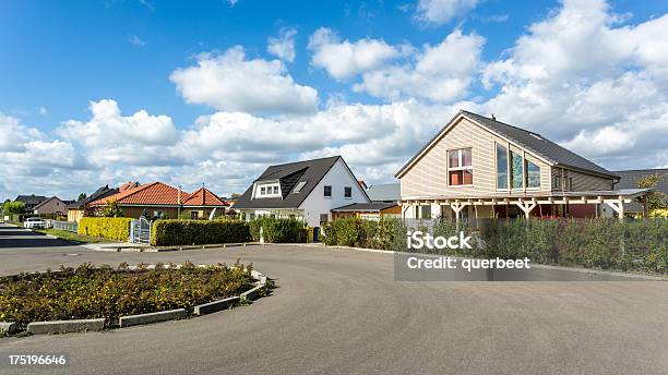 Eine Familie Häuser Stockfoto und mehr Bilder von Deutschland - Deutschland, Vorort-Wohnsiedlung, Einfamilienhaus