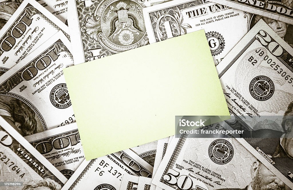 Несколько долларов с бизнес-карты - Стоковые фото 100 роялти-фри