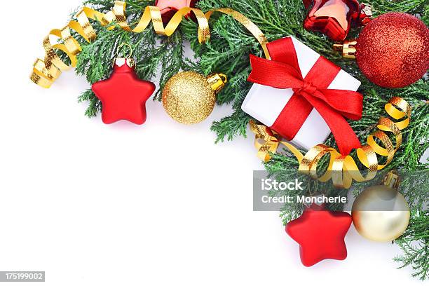 Foto de Cartão De Natal De Vermelho Verde E Ouro e mais fotos de stock de Esfera - Esfera, Formato de Estrela, Natal