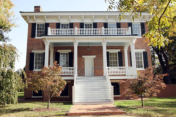 istock Colonial and Greek Revival Style Home 175201293
