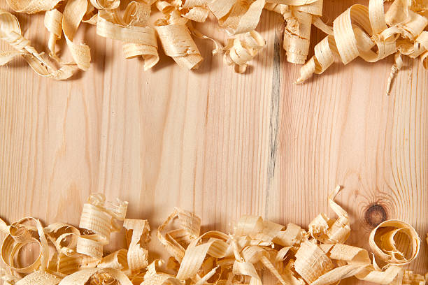 опилки - sawdust shavings wood chip pine стоковые фото и изображения