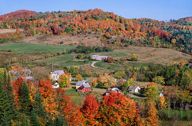 istock New England village in autumn splendor 175204092
