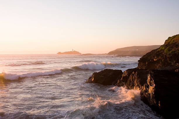 코니시 코스트 니어 세인트아이브스 at dusk - cornwall england st ives horizon over water coastal feature 뉴스 사진 이미지