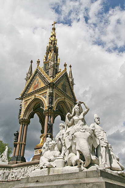 istock Asia statues at Albert Memorial 175206389