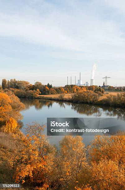 Carbone Centrale Elettrica Staudinger Germania Grosskrotzeburg Energiewende - Fotografie stock e altre immagini di Acqua
