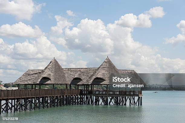 Cais Em Dar Es Salaam Tanzânia - Fotografias de stock e mais imagens de Cais - Estrutura Feita pelo Homem - Cais - Estrutura Feita pelo Homem, Céu, Dar Es Salaam