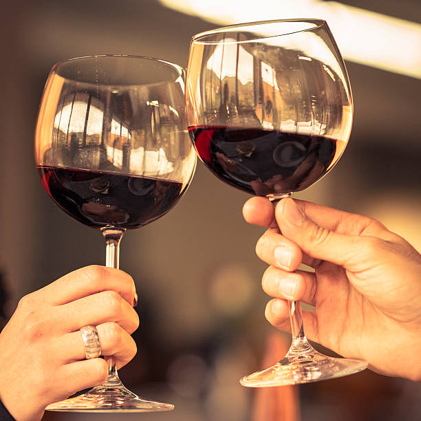 istock people toasting at the restaurant 175215347