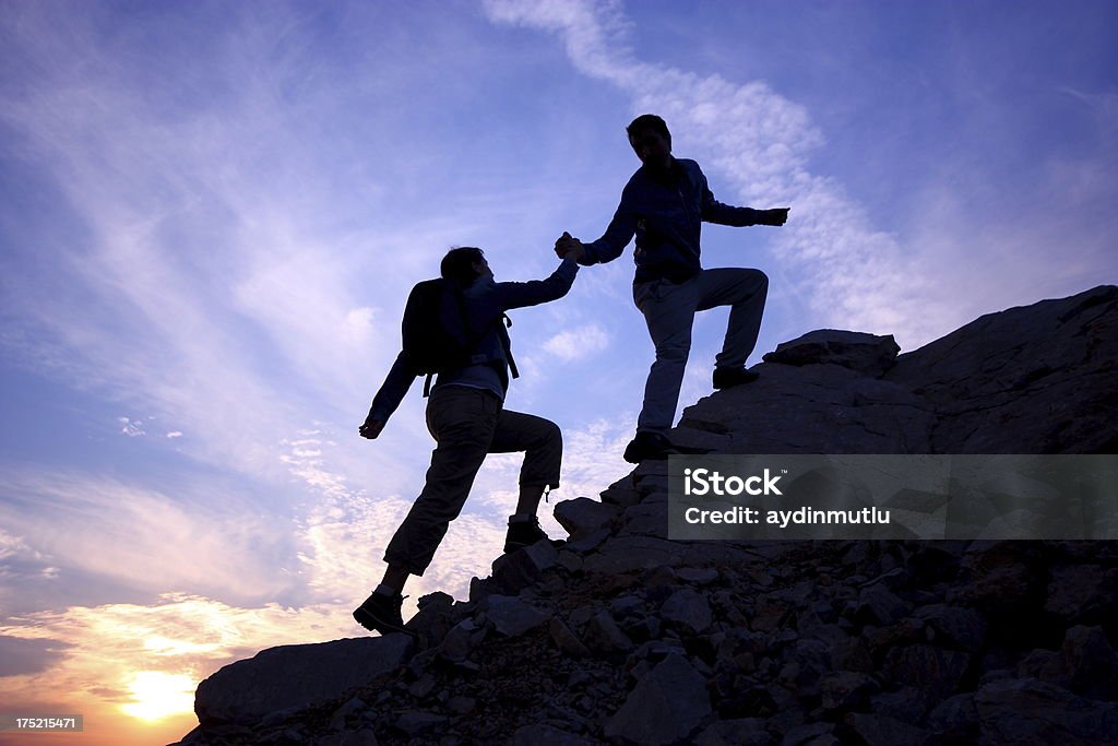 Coup de main - Photo de Deux personnes libre de droits