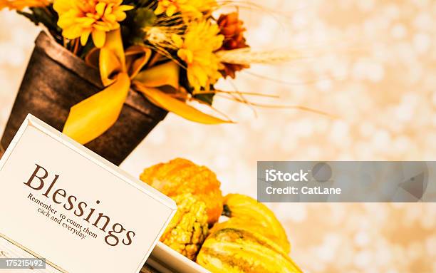 Thanksgivingarrangement Zählen Der Glückwünsche Stockfoto und mehr Bilder von Religion - Religion, Thanksgiving, Beten