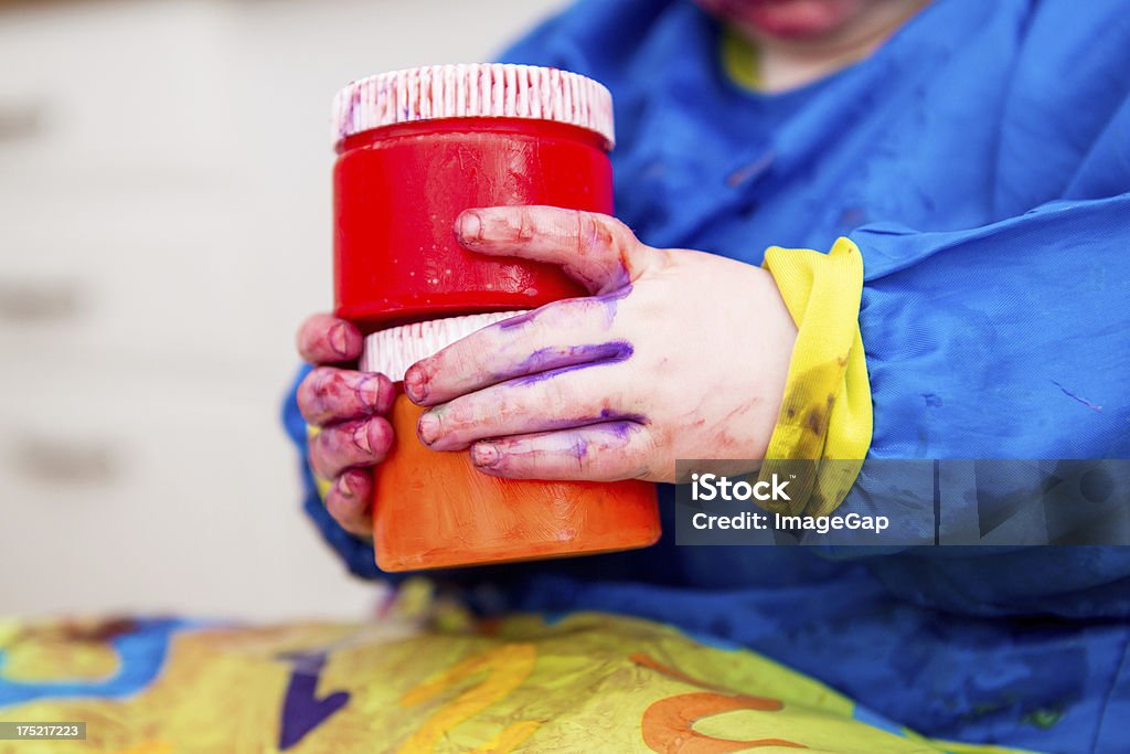 Vasche di vernice - Foto stock royalty-free di 12-17 mesi