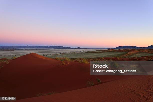 Desert После Заката — стоковые фотографии и другие картинки Африка - Африка, Без людей, Вечерние сумерки