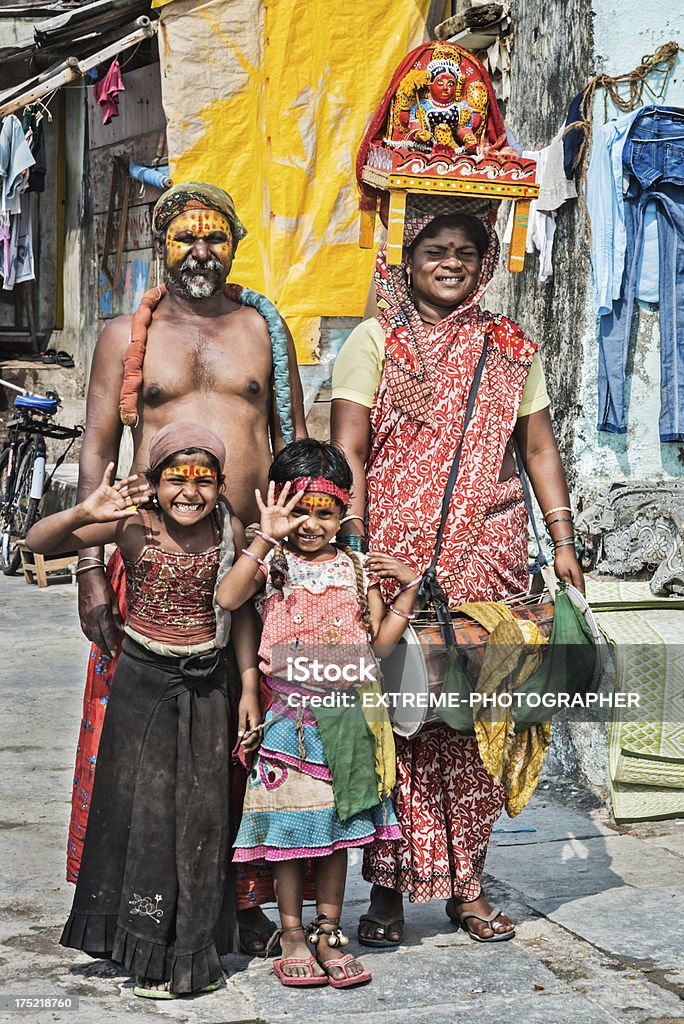 Famiglia indiana - Foto stock royalty-free di Adulto