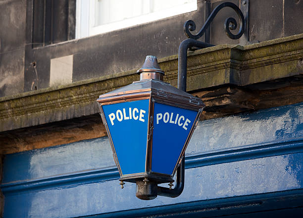istock Old Fashioned British Police Station Sign 175219247